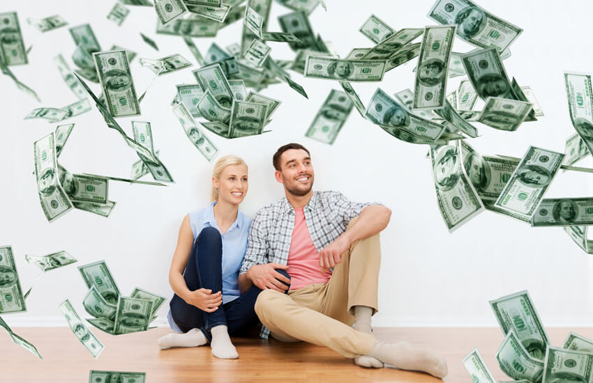 Money Matters in Relationships: How to Approach Your Boyfriend for Financial Help